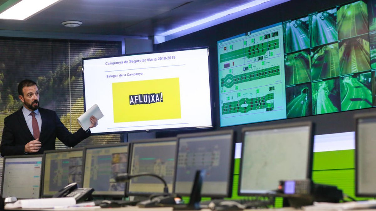 El ministre Jordi Torres ha presentat la campanya de trànsit 'Afluixa' aquest matí