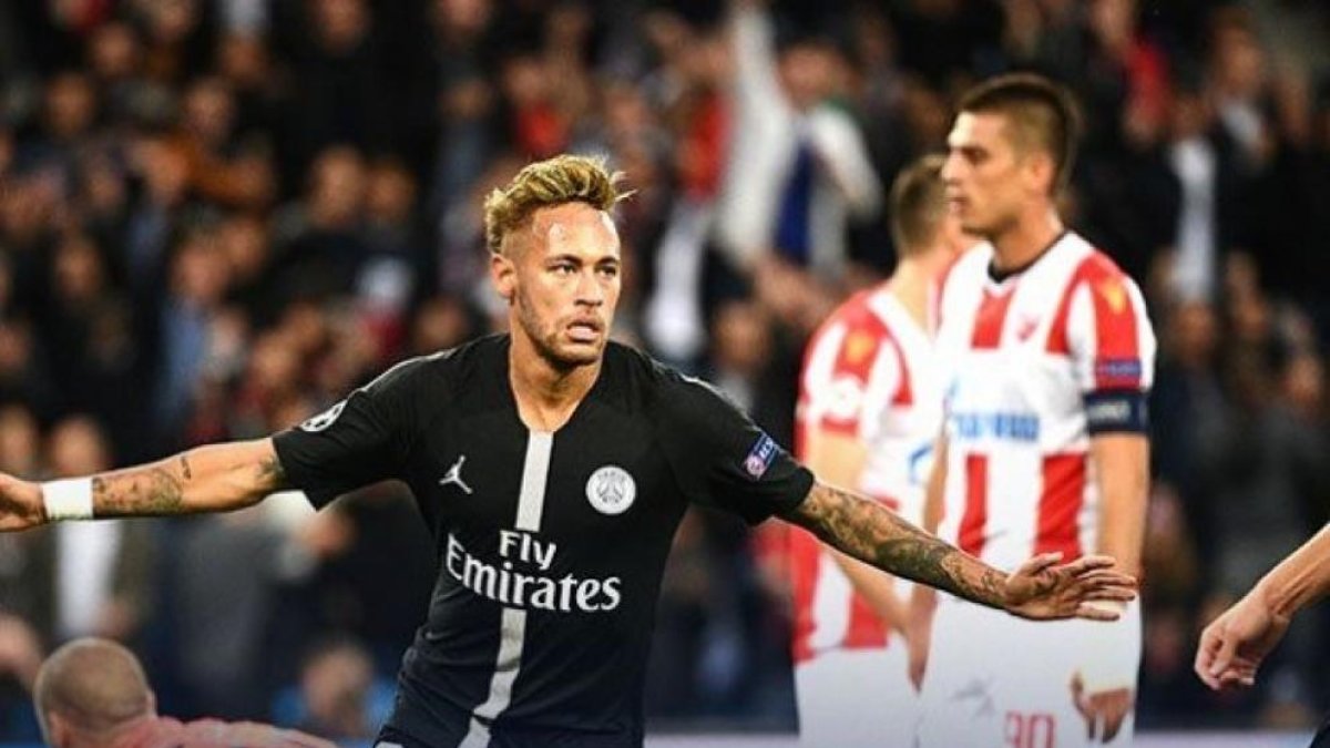 El PSG es classifica per a vuitens com a líder de grup