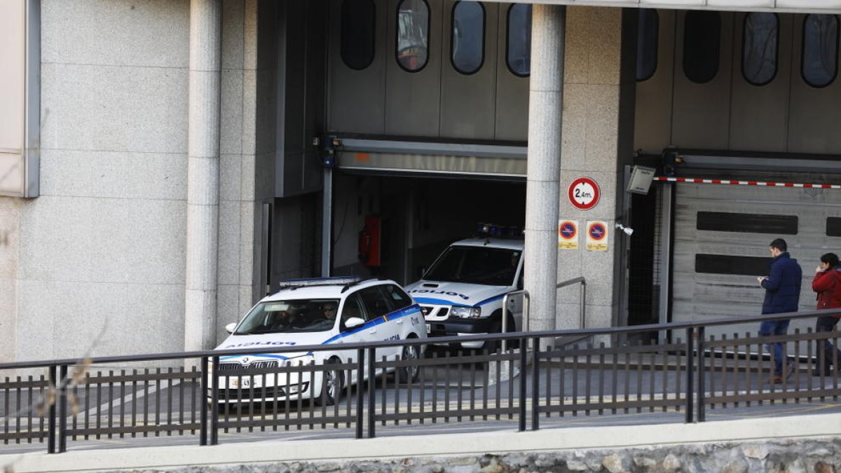 Polèmica agressió a un taxista en una benzinera