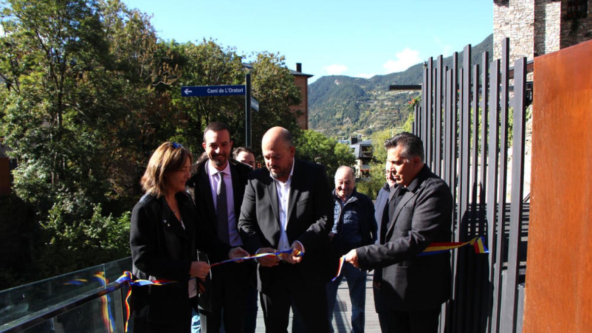 Inaugurat el segon tram del passeig de Mojácar que connecta amb les Bons