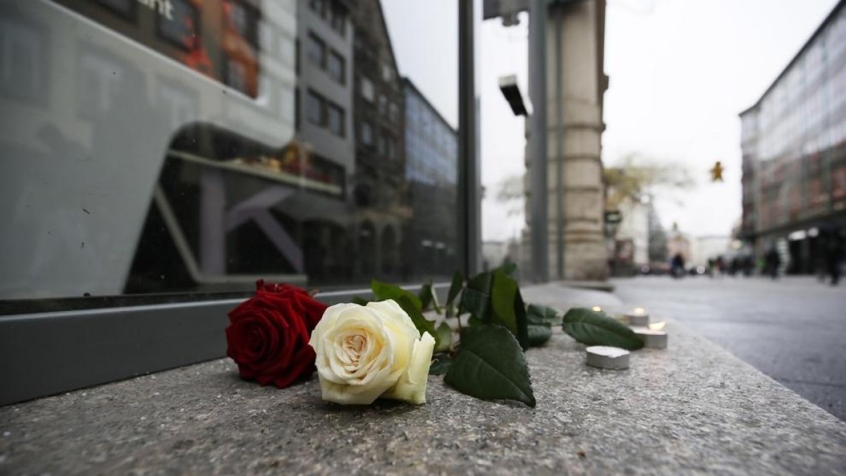 La policia busca a contrarellotge l'autor del tiroteig a Estrasburg