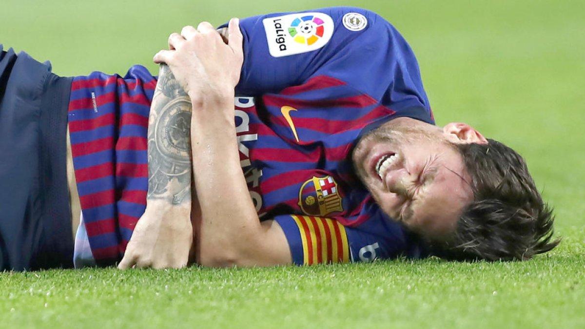 El Barça torna al liderat però perd Messi (4-2)