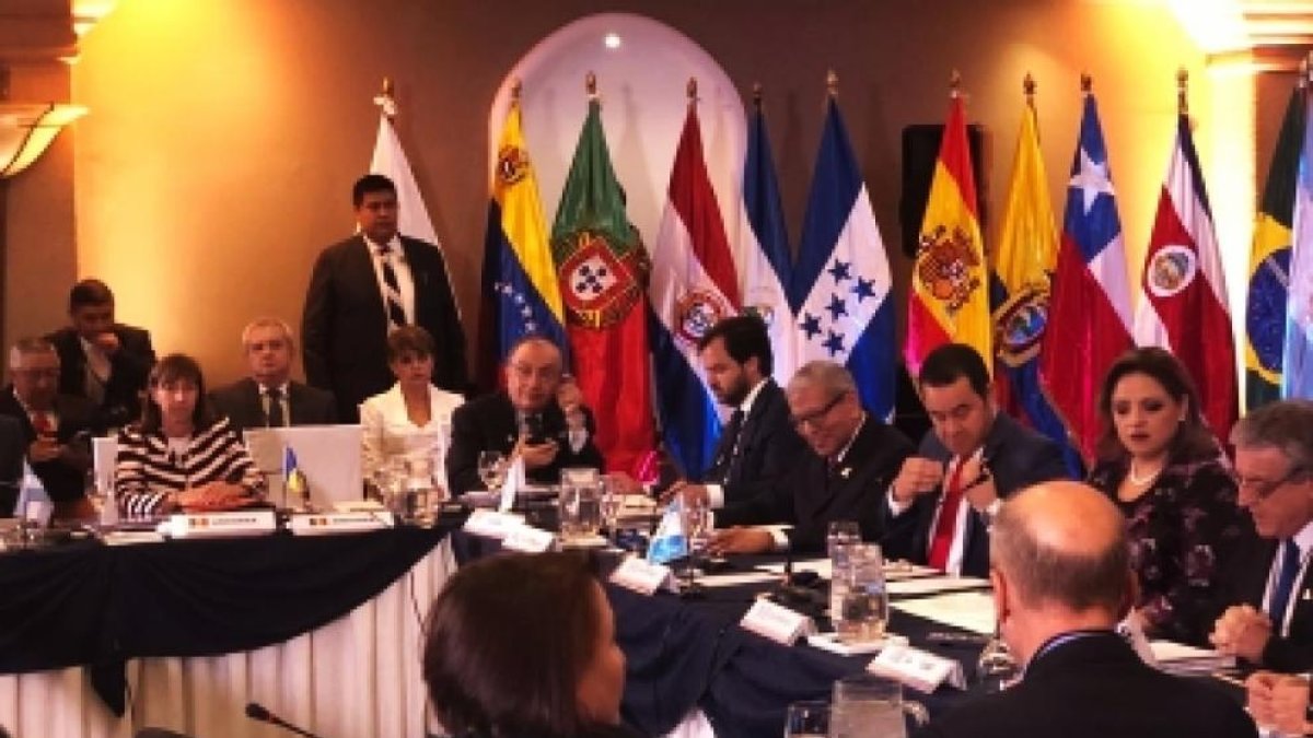 Creix la relació del país amb Iberoamèrica