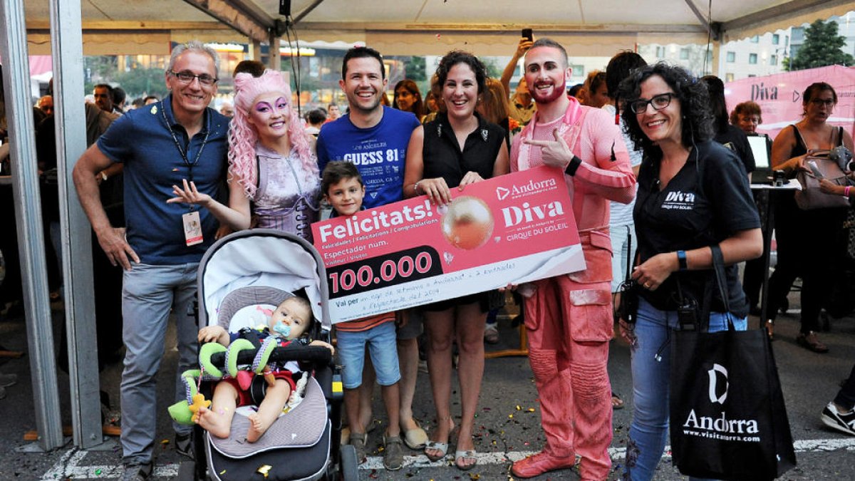 Una família de Tarragona, els 100.000 de 'Diva'