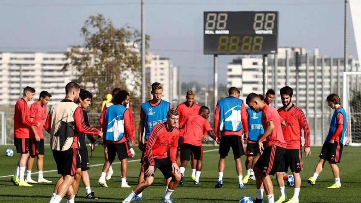 Julen Lopetegui es juga el seu càrrec davant el Viktoria Plzen
