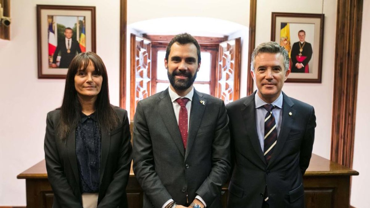 Roger Torrent visita diverses institucions andorranes