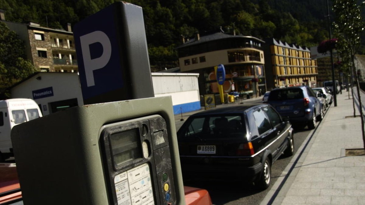 S'amplia la zona de pagament amb tres nous parquímetres