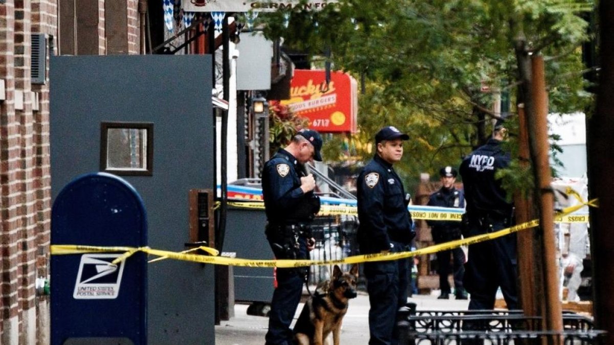 Detingut un militant republicà amb antecedents pels paquets bomba