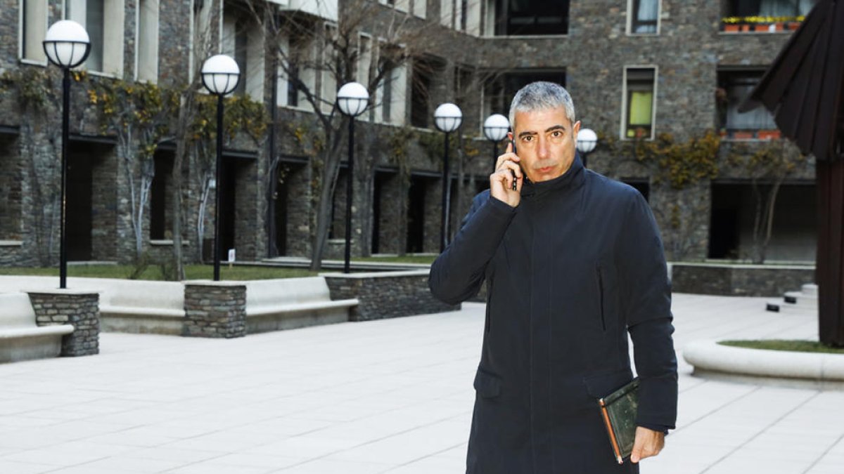 Espanya imputa a Joan Pau Miquel per frau a Bancaja