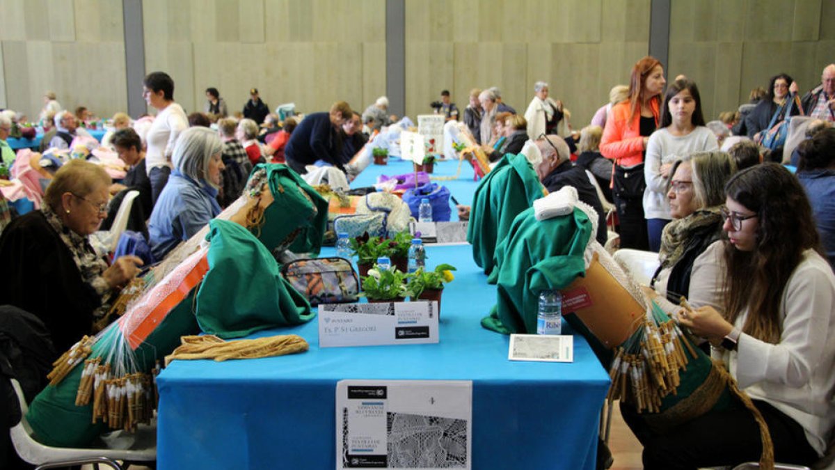 Treballs del taller tèxtil i de puntaires