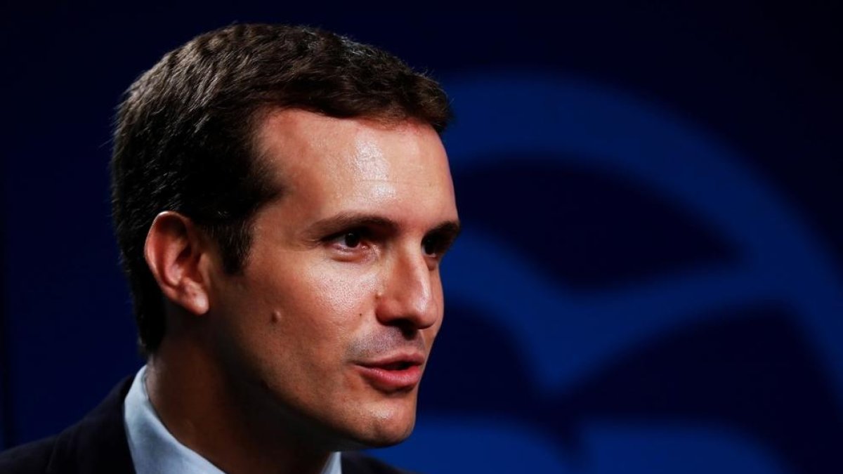 Casado no es planteja dimitir pel cas del màster, que passa al Suprem