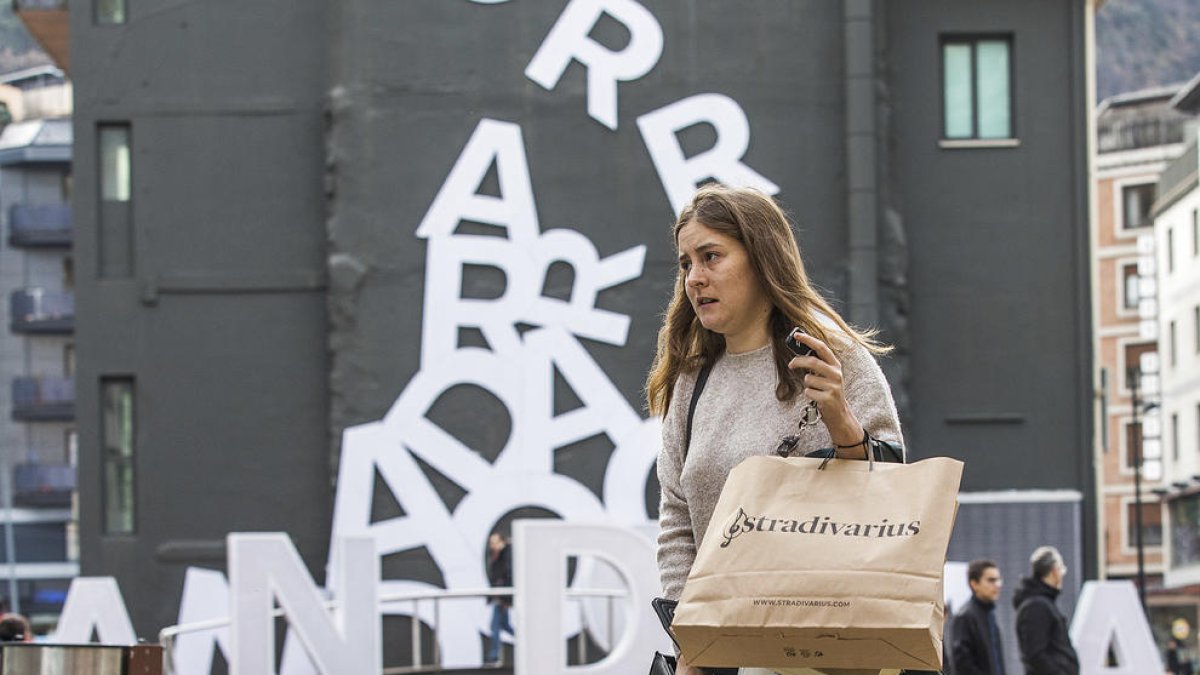 El comerç aposta per un canvi de model per recuperar els clients