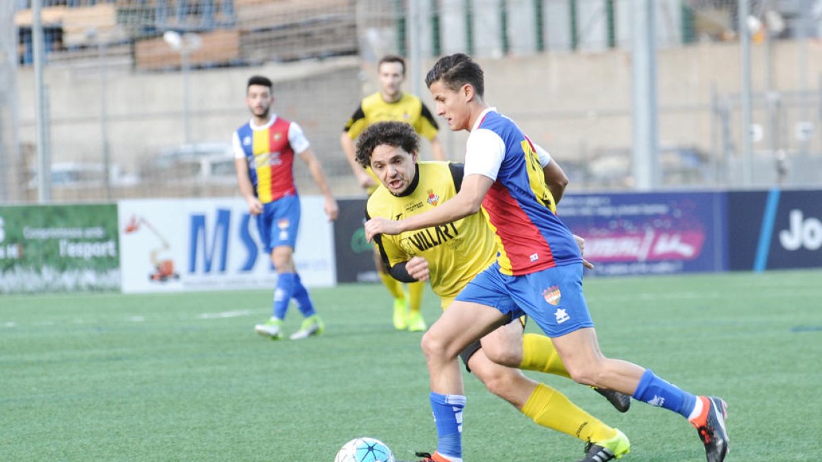 El lateral argentí Fede Bessone, provinent de l'AE Prat, a punt de fitxar per l'FC Andorra