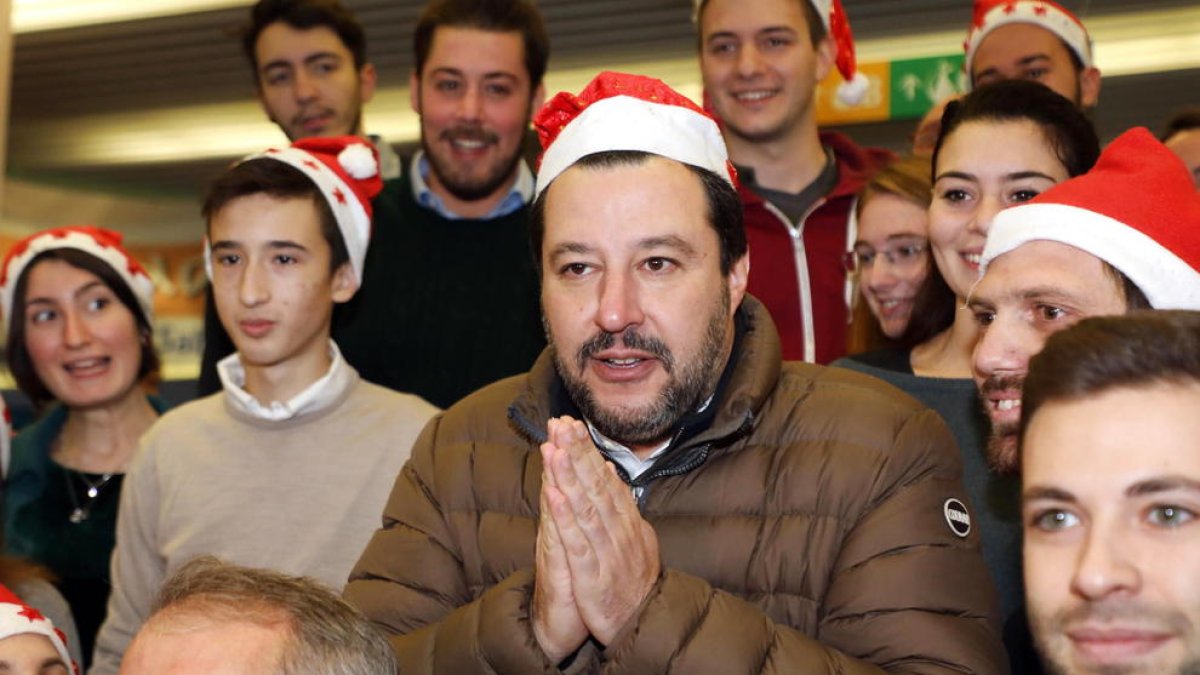 Salvini afirma que “les polítiques feixistes i racistes salven vides”