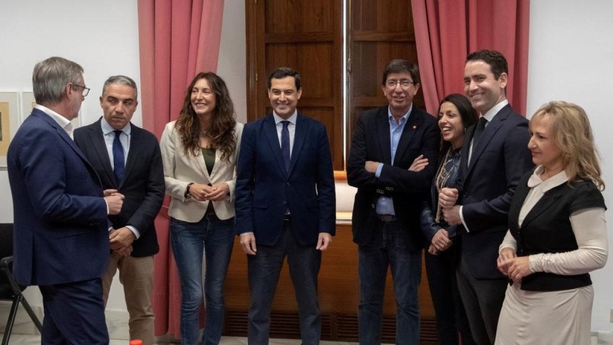 El PP presidirà la Junta d'Andalusia i Ciutadans el Parlament autonòmic