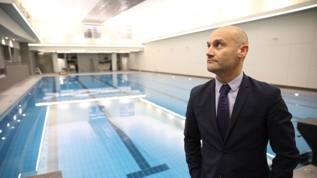 Les piscines i el gimnàs comunal reobren després de 14 mesos d'obres