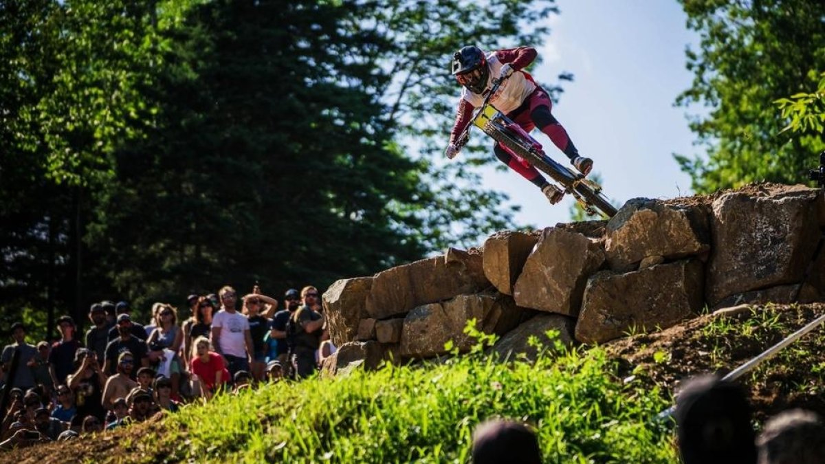 'Triplet' pel Commençal Vallnord a la Copa del Món