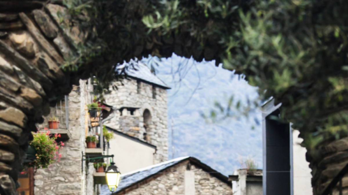 Classe d'història als carrers d'Andorra