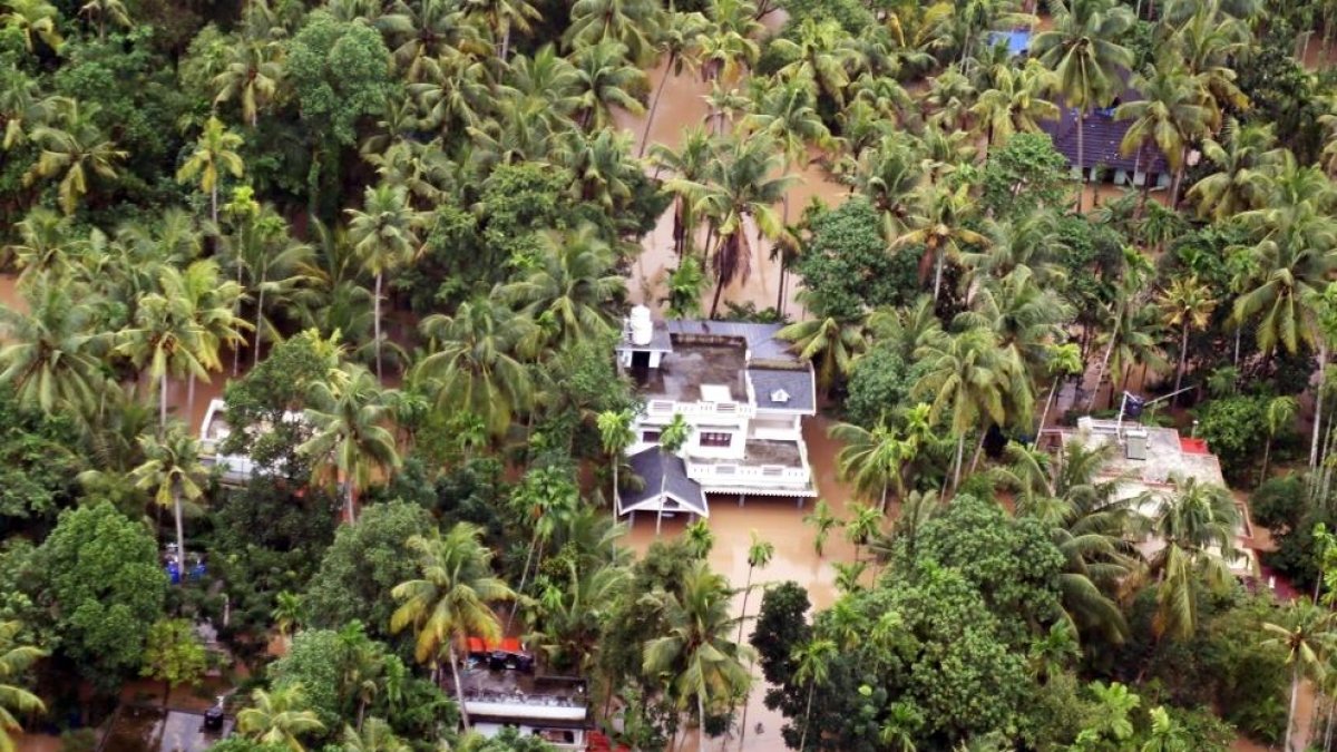 Les inundacions a l'Índia causen més de 200 morts