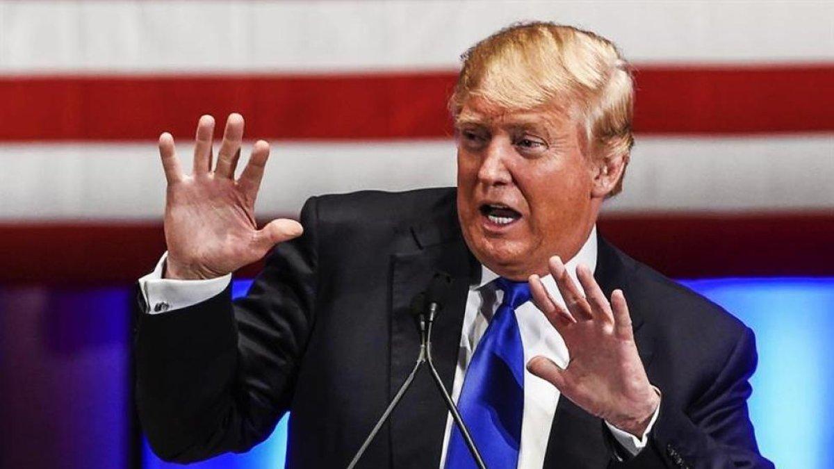 Trump diu haver pagat pel silenci de dues dones