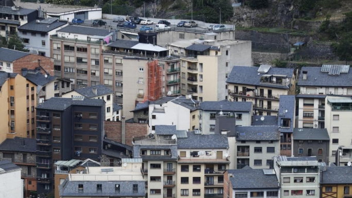 Fixació pels pisos aliens