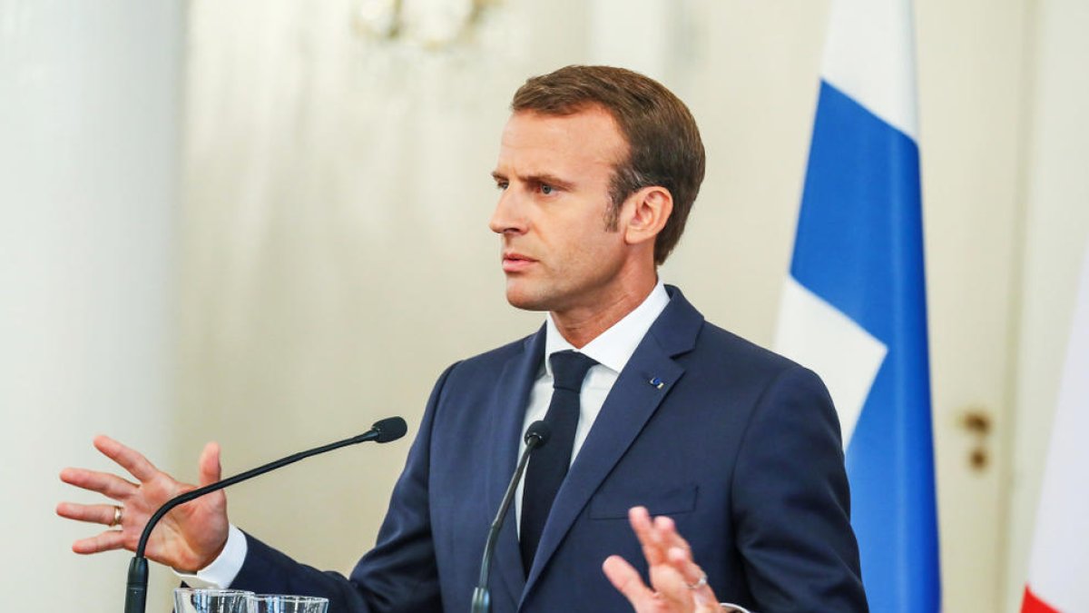 Macron defensa rebre immigració sense renunciar a les bases de la UE