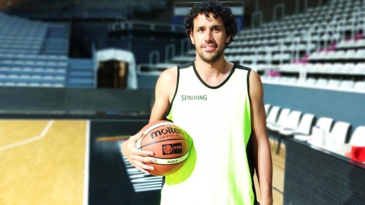 Oriol Fernández torna a un MoraBanc B rejovenit