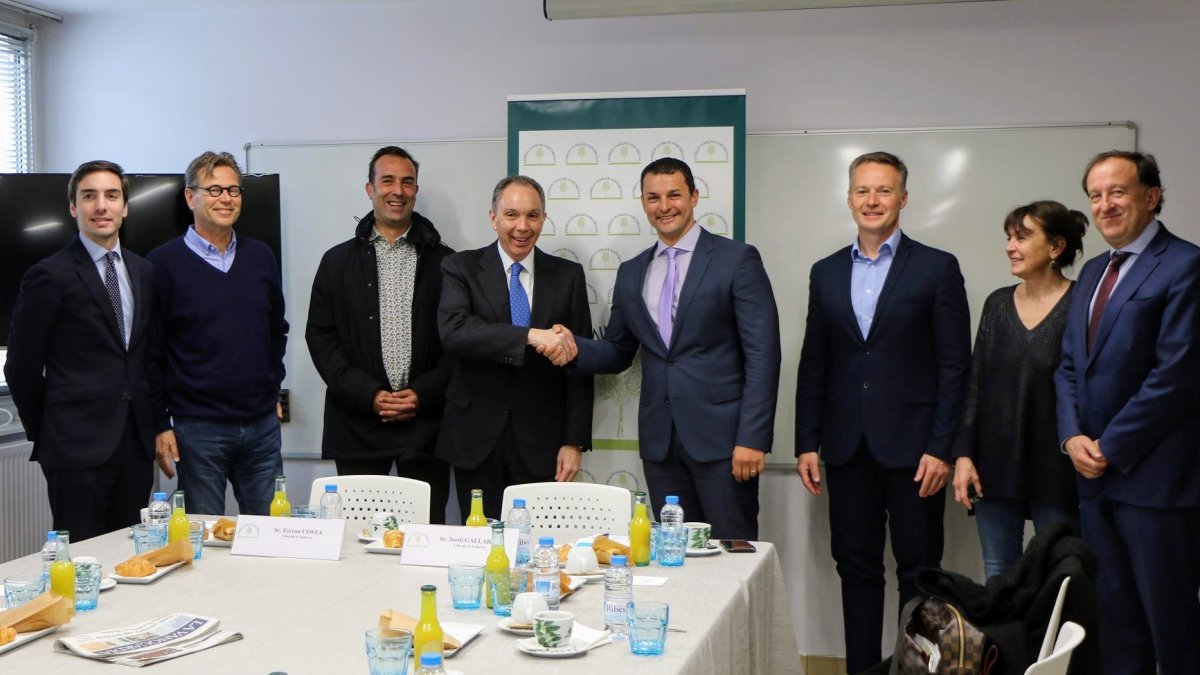 Els caps de llista de Liberals s'han reunit amb els responsables de l'EFA