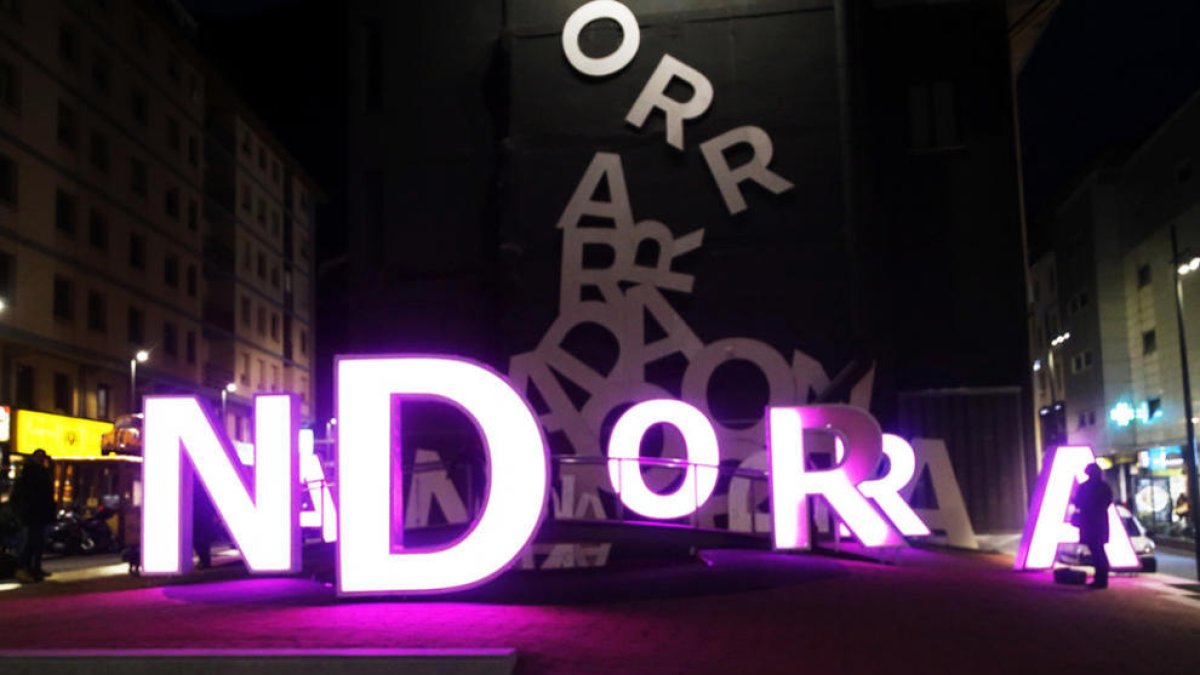 El PS titlla la plaça de The Cloud de ser “un record de la vergonya”