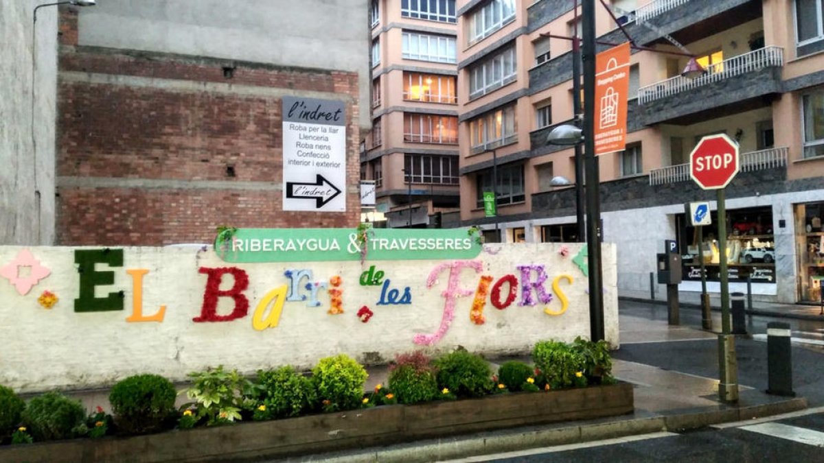 Riberaygua i travesseres, el barri de les flors