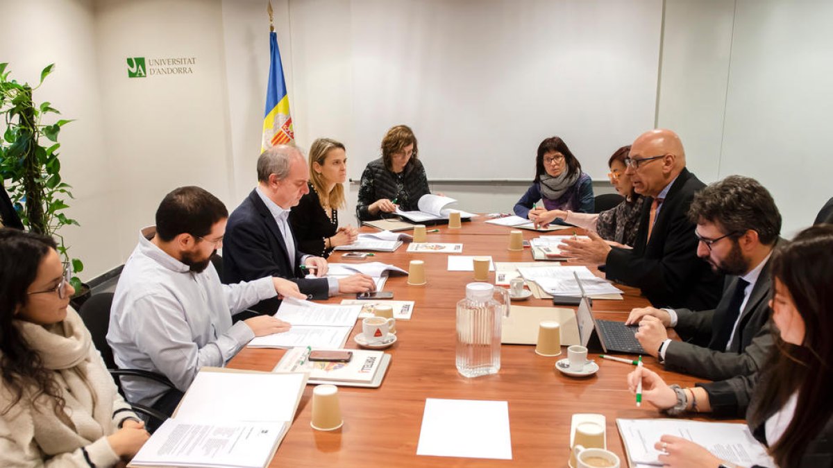 Miquel Nicolau, relegit com a rector de la UdA