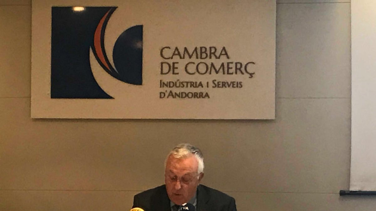 La Cambra constata que el sector del comerç segueix amb dificultats