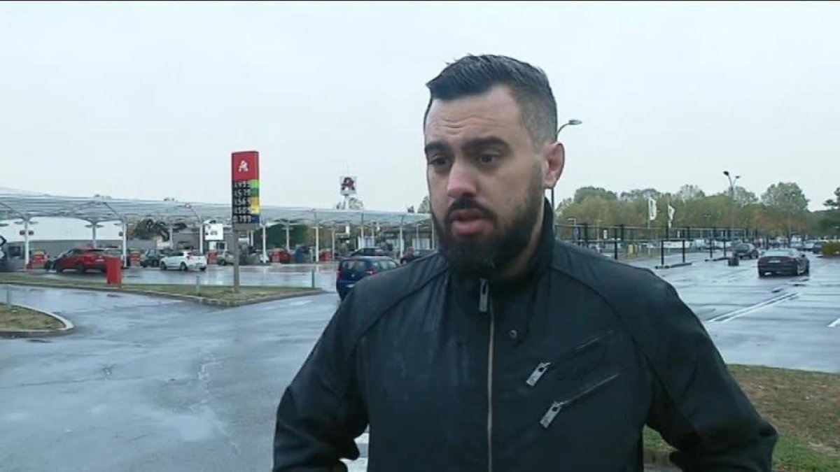 L'arrest d'un mediàtic Armilla Groga dispara les crítiques contra Macron