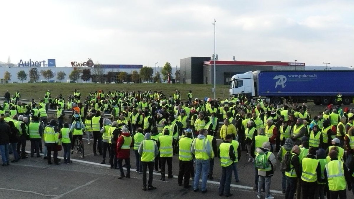 El debat dels Armilles Grogues