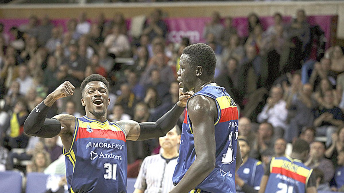 El MoraBanc, davant de la seva darrera oportunitat