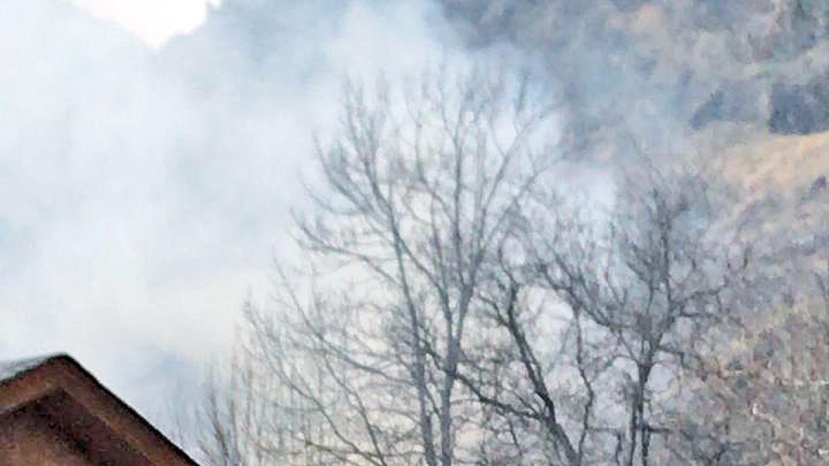 Es declara un petit incendi darrere de l'Auditori Nacional