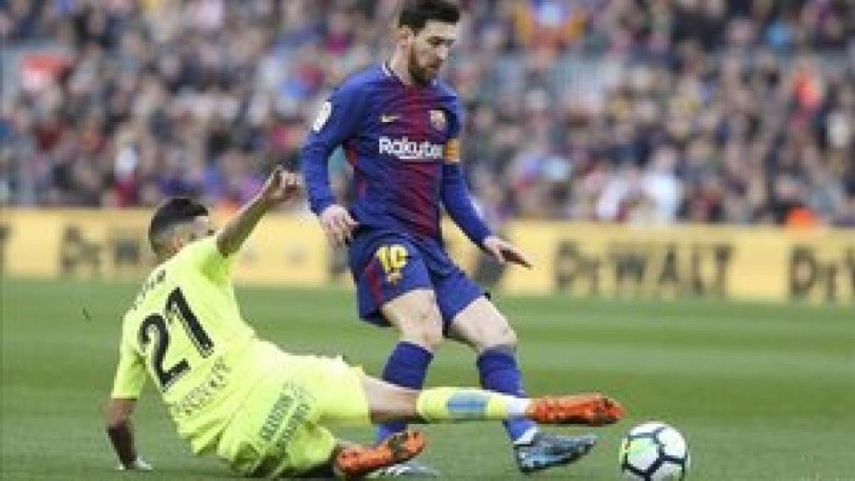 Tres punts per distanciar-se més