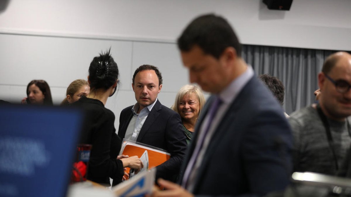 DA i els liberals negocien el programa comú i ministeris