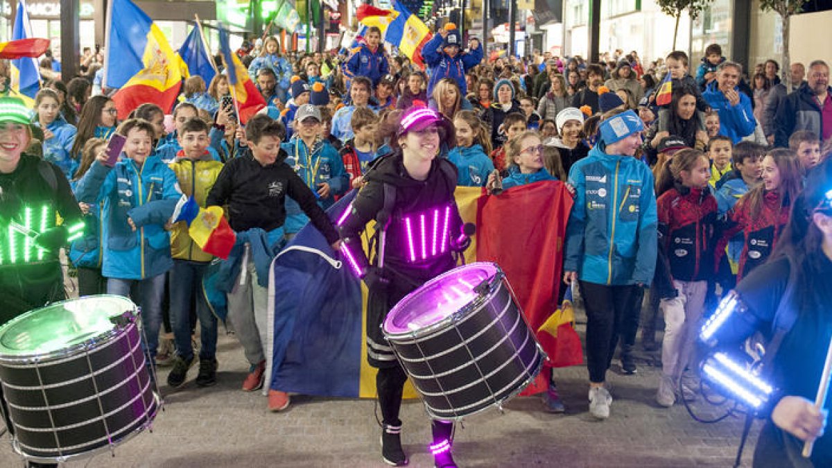 La Copa del Món escalfa motors