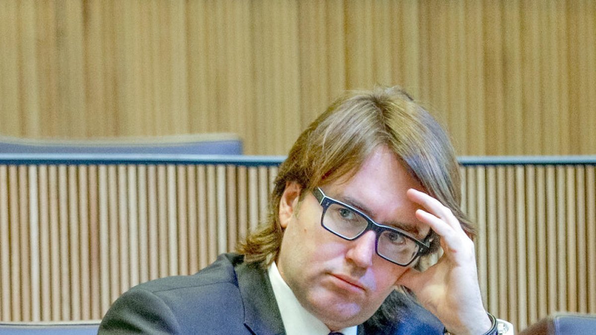 Carles Naudi nega que vetés els Verds perquè va proposar Jael Pozo a la llista