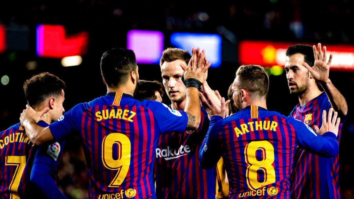 Suárez i Messi donen la victòria al Barça