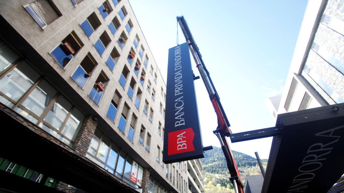 El sistema bancari ha perdut un 9% d'assalariats des de l'esclat de l''afer BPA' el 2015