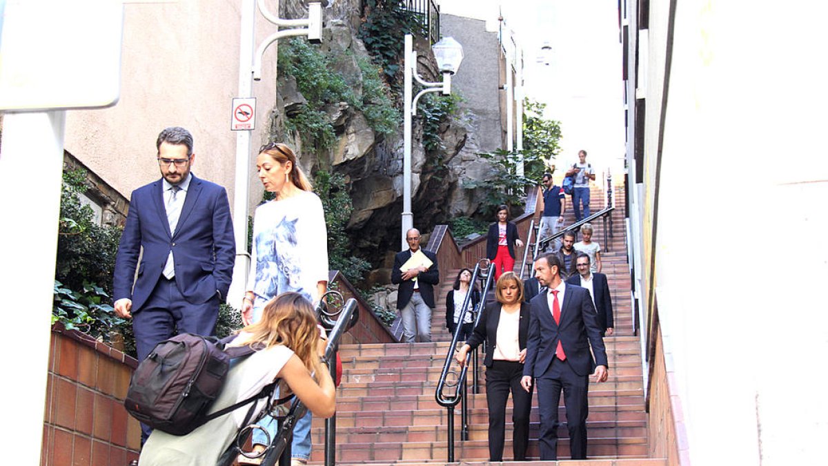 Una escala mecànica per arribar a Copríncep De Gaulle