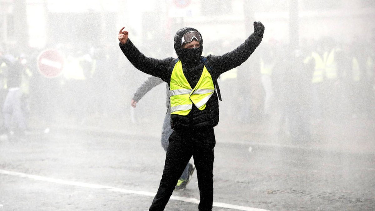 Les protestes dels Armilles Grogues a França comencen a perdre força