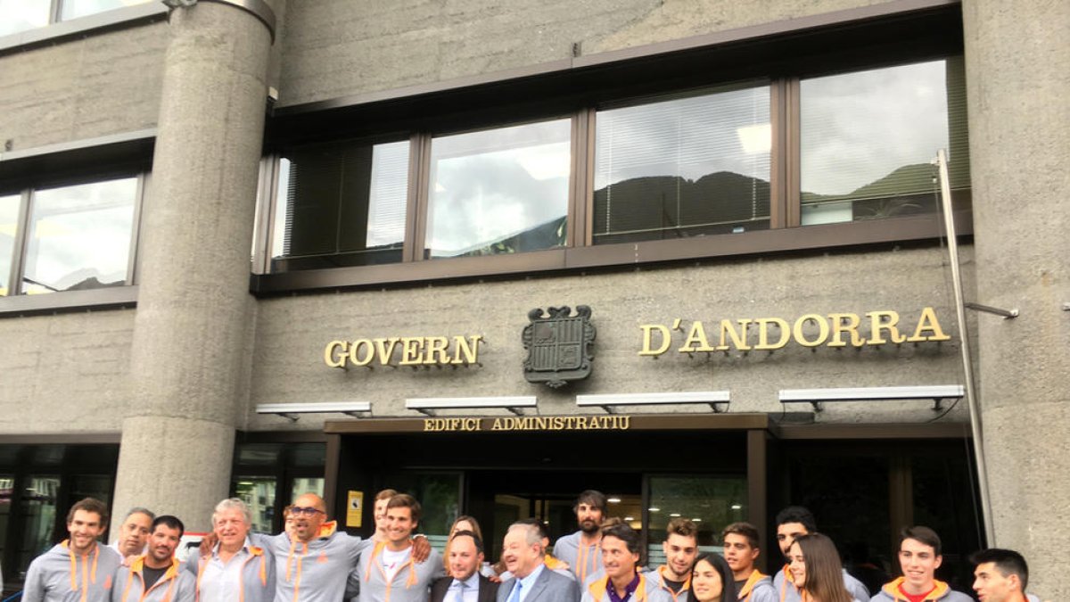 Xavi Folguera, banderer a Montenegro