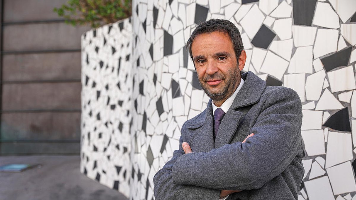 “L'acord d'associació està obsolet, és un engany”