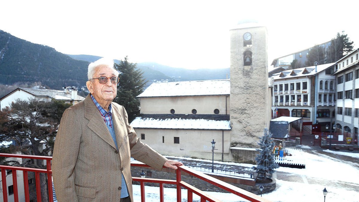 Mor als 103 anys Daniel Armengol, exdirector de la policia