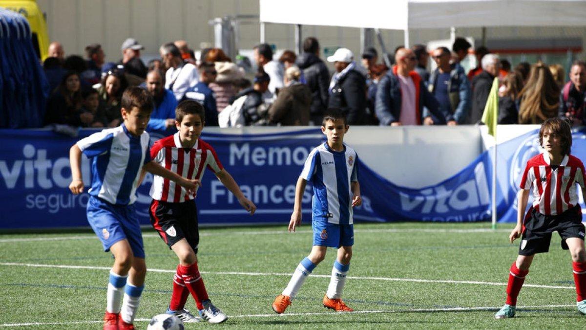Osasuna i Reial Madrid guanyen el Memorial Vila