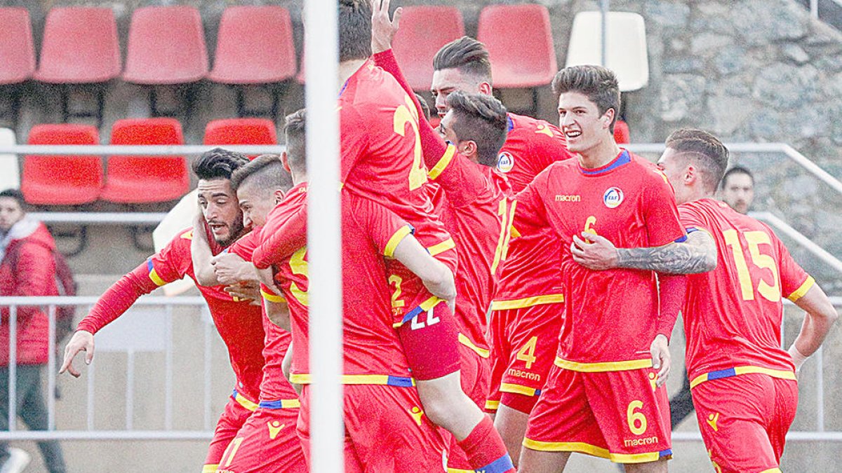 La sub-21 es queda amb la mel als llavis