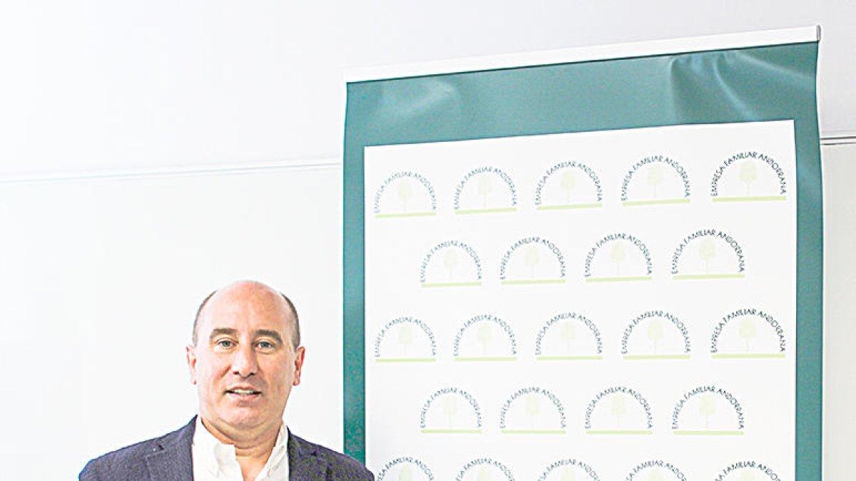 Clavera titlla de “fracàs” l'obertura econòmica de DA